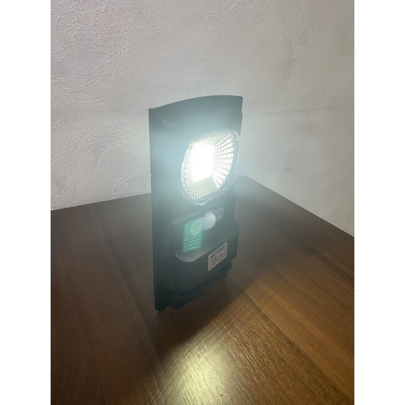 Світильник вуличний  на сонячній батареї LED "COMPACT-10" 10 W (074-010-0010-020)